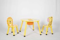 Drewniany stół i krzesła dla dzieci o tematyce zwierząt z ukrytą kieszenią