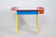W60 * D44,5 * H47,5CM Drewniane biurko dla dzieci z 2 krzesłami